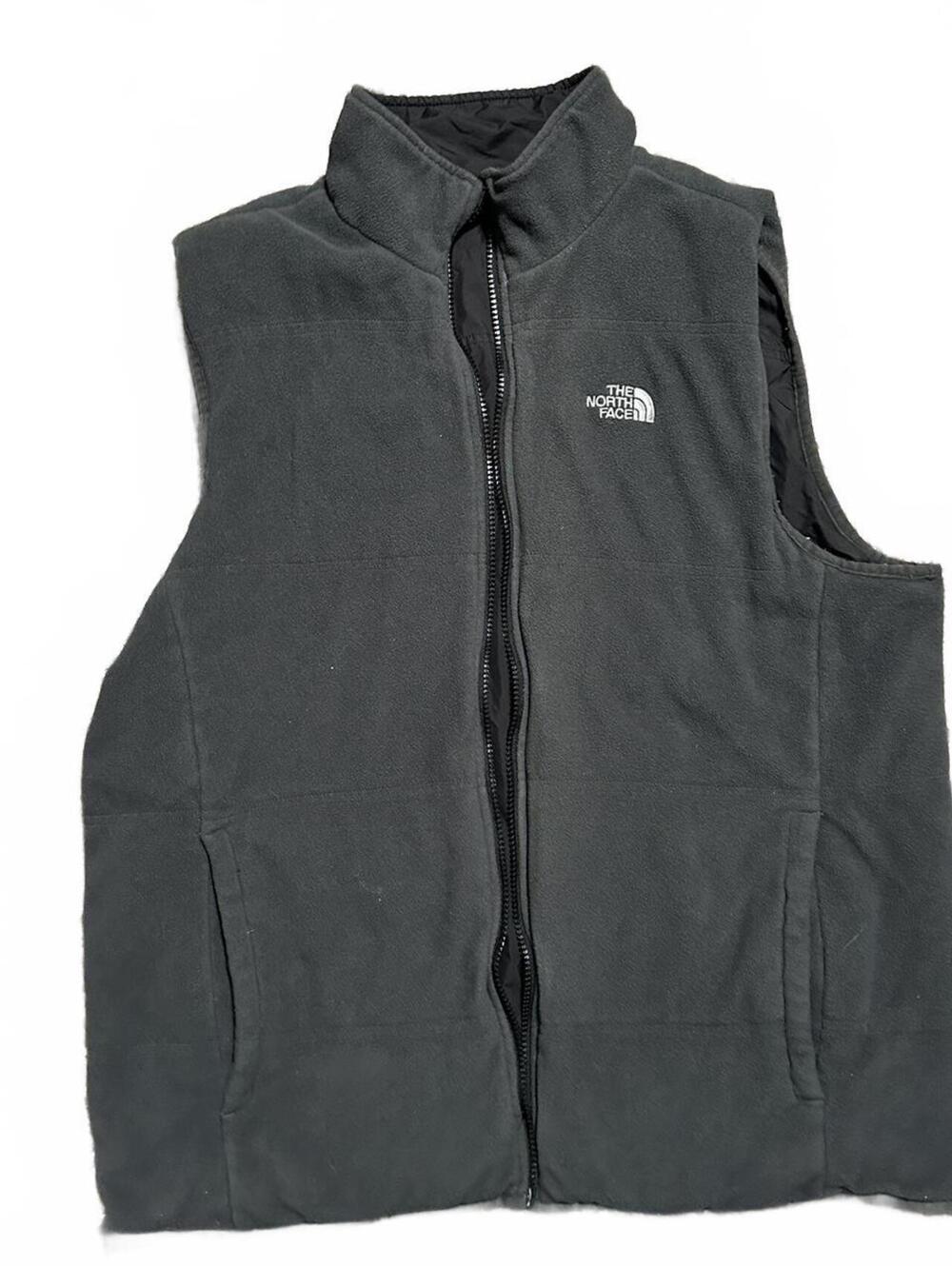 The North Face Men’s Reversible Granola Vest Size L